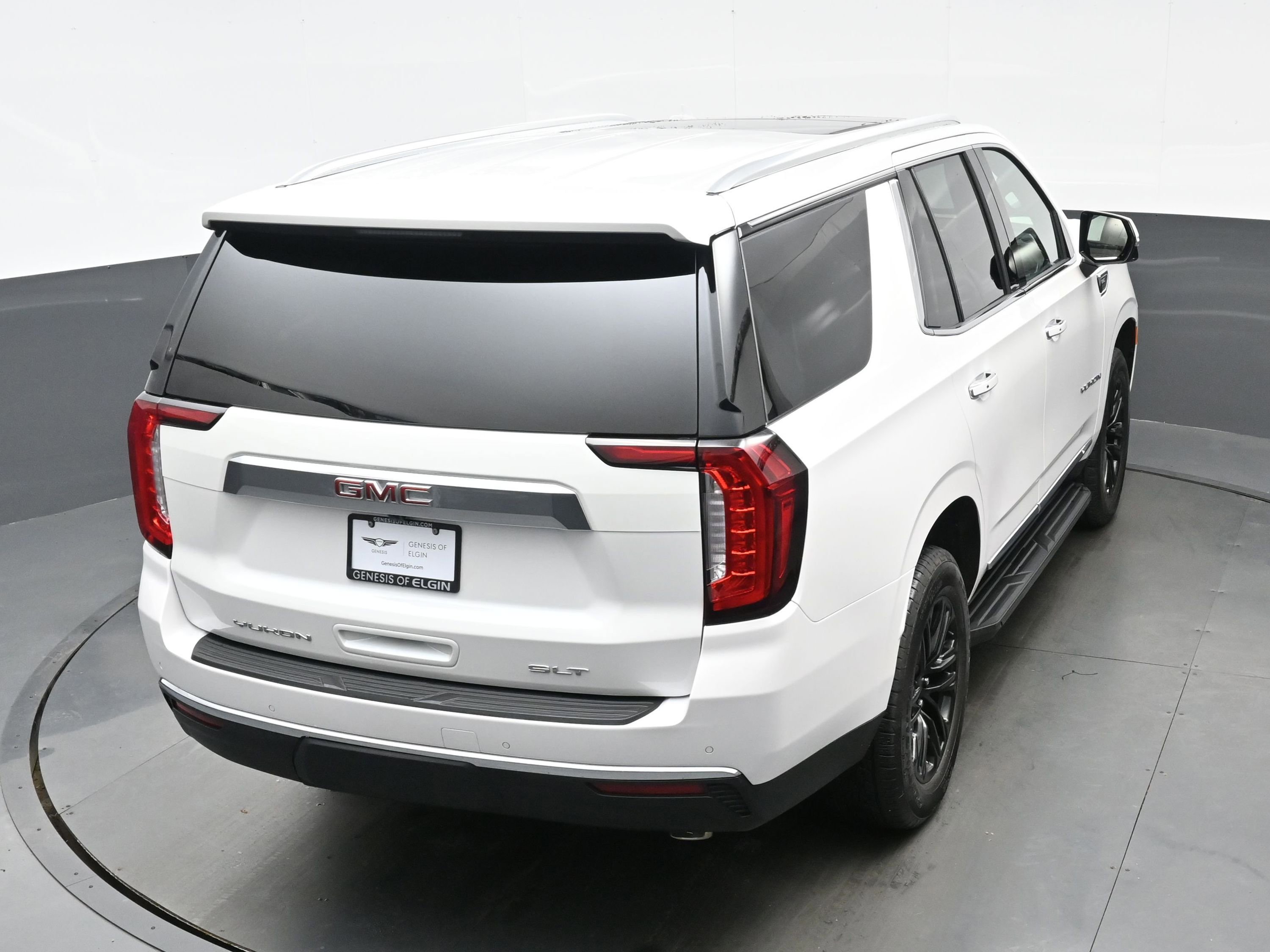 Used 2021 GMC Yukon SLT w/ SLT Premium Package image 39