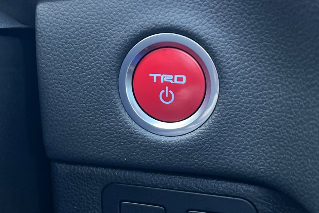 Used 2024 Toyota Sequoia Limited w/ TRD Off-Road Package image 20