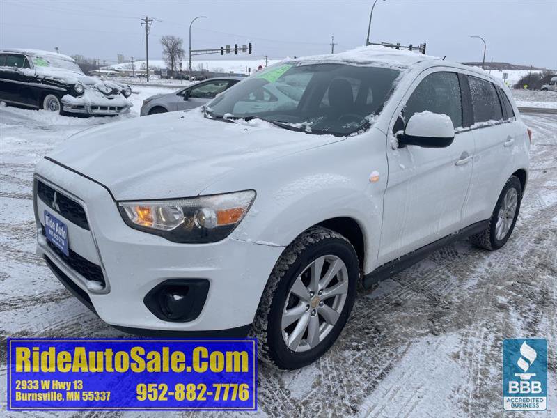 Used 2013 Mitsubishi Outlander Sport ES image 1