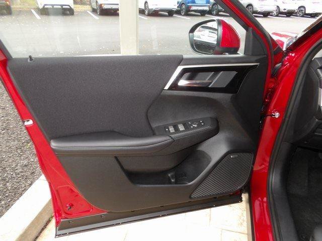 New 2025 Mitsubishi Outlander ES image 15