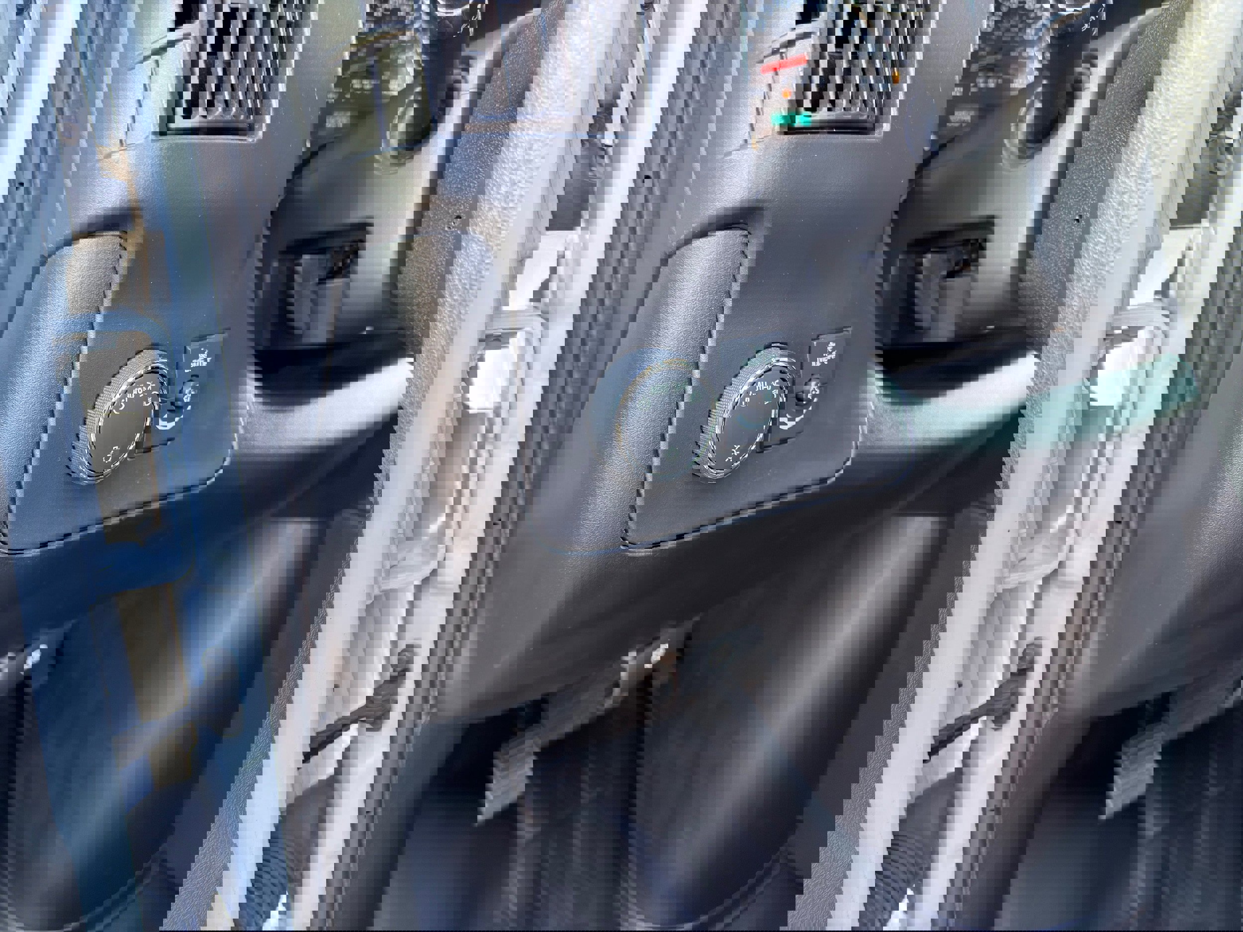 Used 2024 GMC Savana 2500 w/ Driver Convenience Package image 25