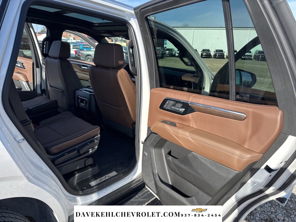 Used 2025 Chevrolet Tahoe High Country w/ Sun And Tow Package image 24