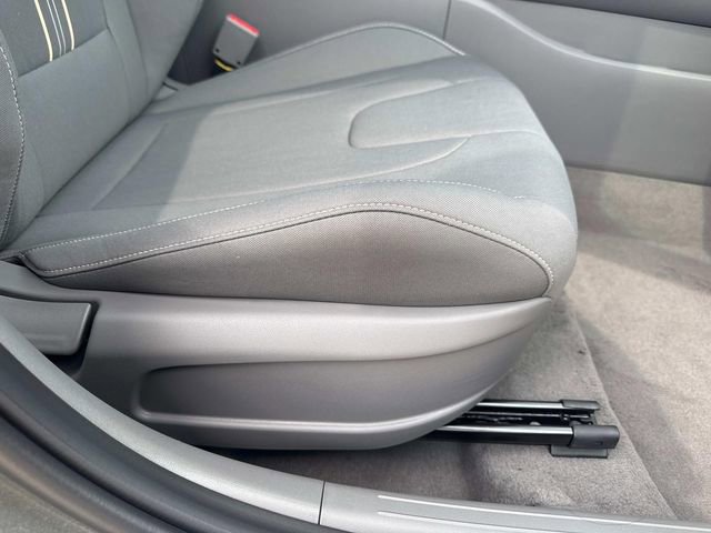 New 2026 Hyundai Elantra Sport w/ Cargo Package FWD image 15