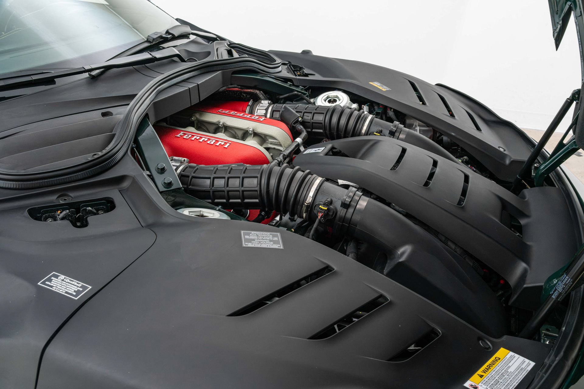 Used 2026 Ferrari Purosangue AWD/4WD image 15