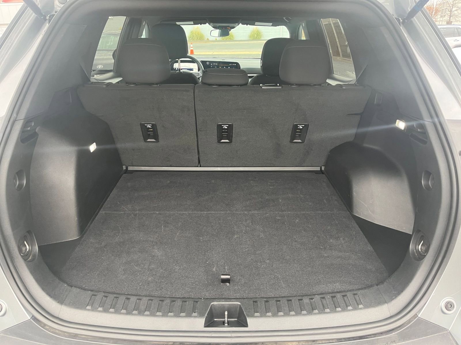 Used 2025 Chevrolet Equinox LT image 30