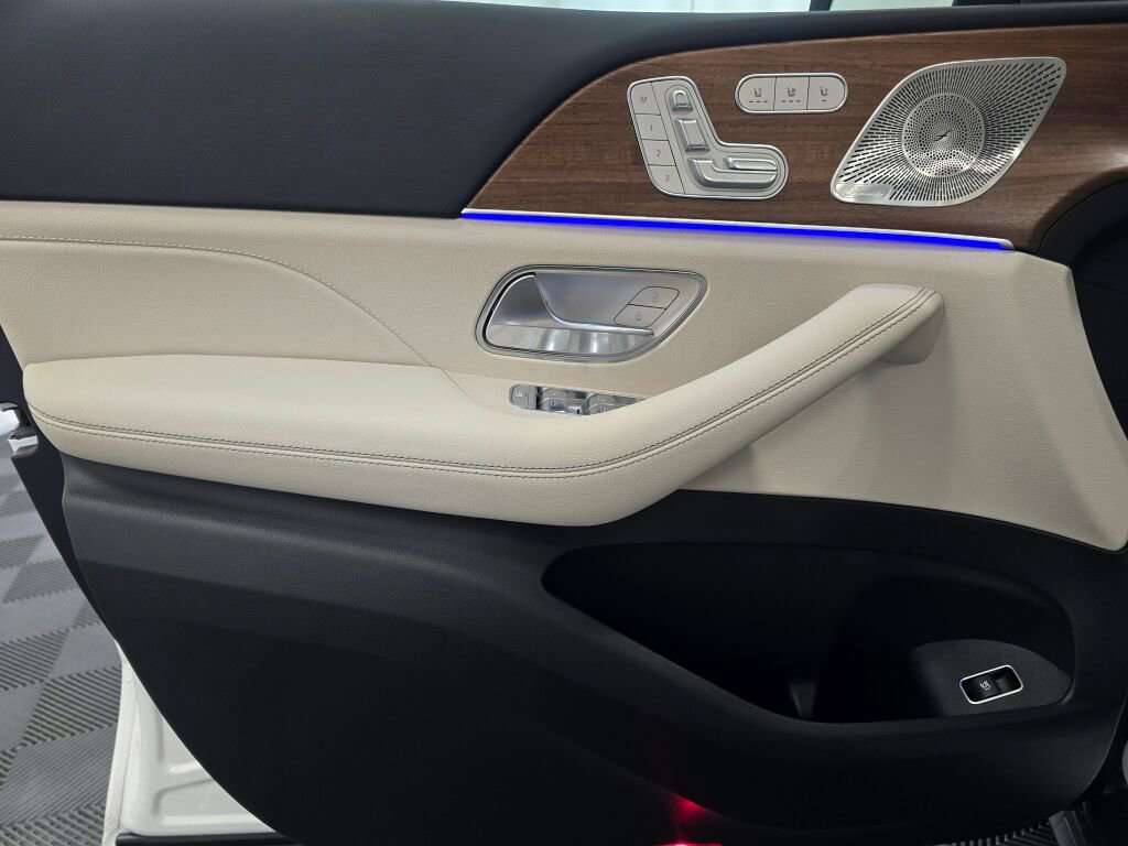 New 2026 Mercedes-Benz GLS 450 4MATIC image 26