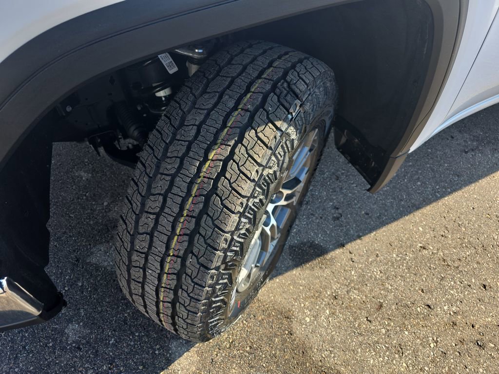 New 2026 GMC Sierra 1500 SLE image 34