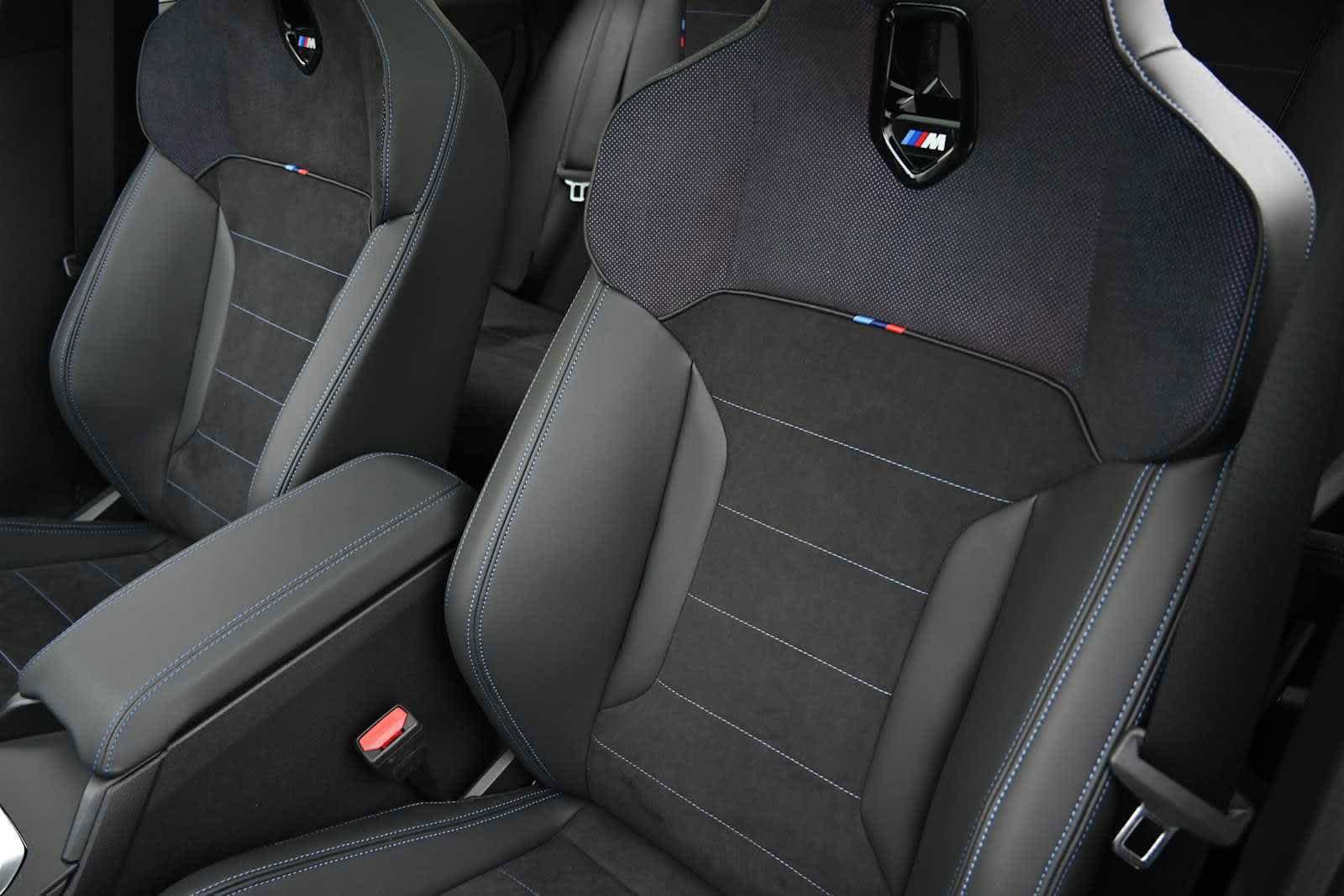 Used 2025 BMW M235i xDrive w/ Premium Package AWD/4WD image 7