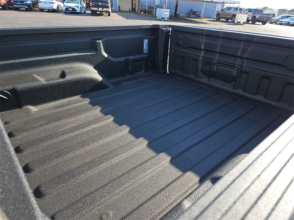 Used 2024 Jeep Gladiator Sport image 16