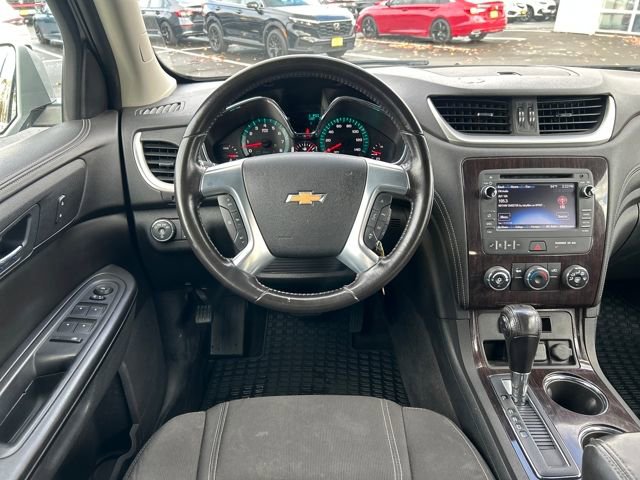 Used 2017 Chevrolet Traverse LT image 26