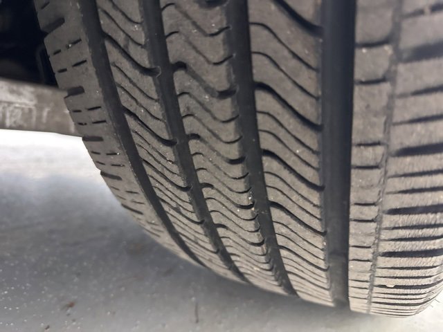 Used 2008 Saturn Sky Base w/ Premium Trim Package image 22