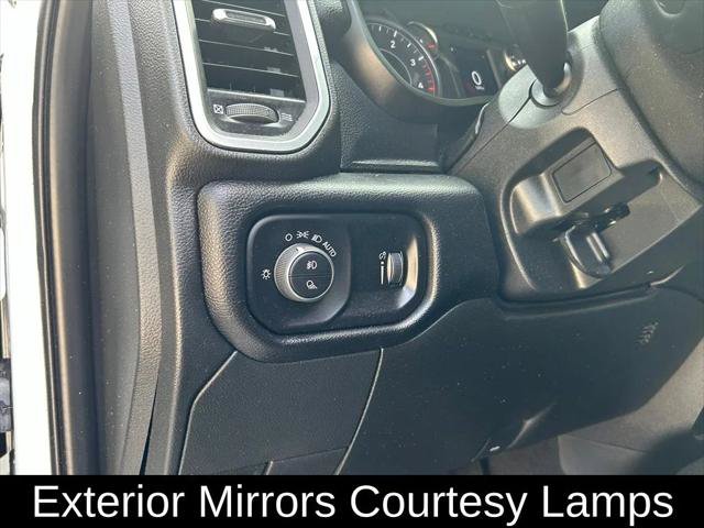 Certified 2026 RAM 2500 Big Horn AWD/4WD image 18