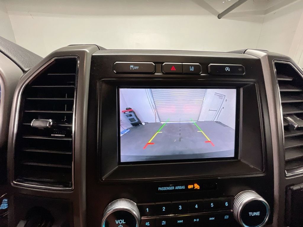 Used 2021 Ford Expedition XLT image 15