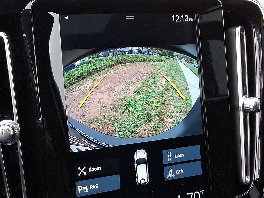 Used 2020 Volvo XC40 T5 R-Design w/ Protection Package Premier image 19