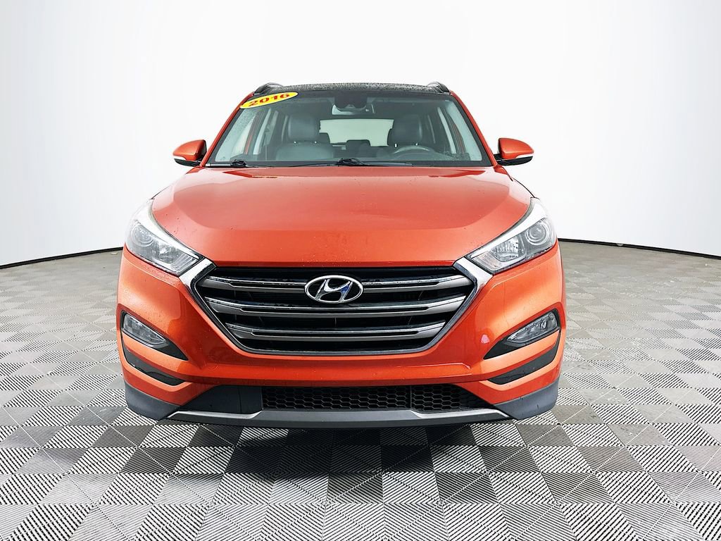 Used 2016 Hyundai Tucson Limited w/ Option Group 03 image 4