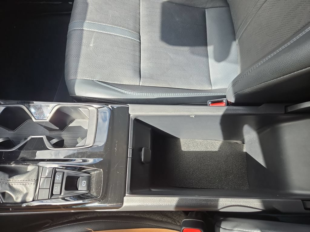 Used 2025 Toyota Camry XSE FWD image 22