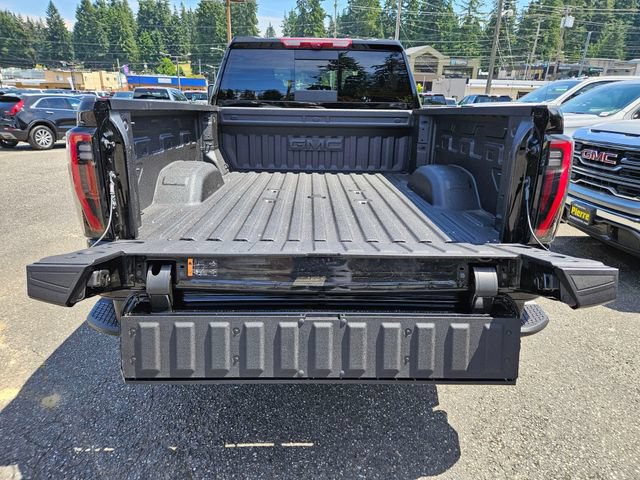 New 2026 GMC Sierra 2500 AT4 w/ AT4 Premium Plus Package AWD/4WD image 13