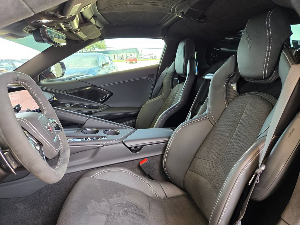 Used 2026 Chevrolet Corvette Stingray Premium Cpe w/ Stealth Interior Trim Package RWD image 16