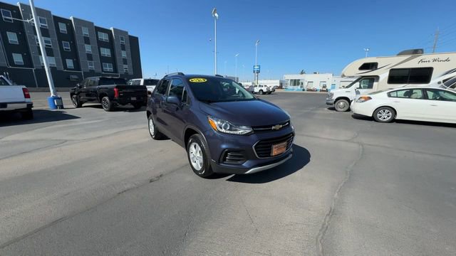 Used 2018 Chevrolet Trax LT w/ Driver Confidence Package AWD/4WD image 2