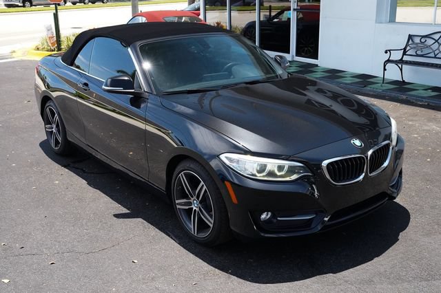 Used 2017 BMW 230i xDrive Convertible AWD/4WD image 18