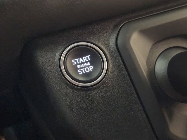 Used 2024 Land Rover Defender 130 X image 21