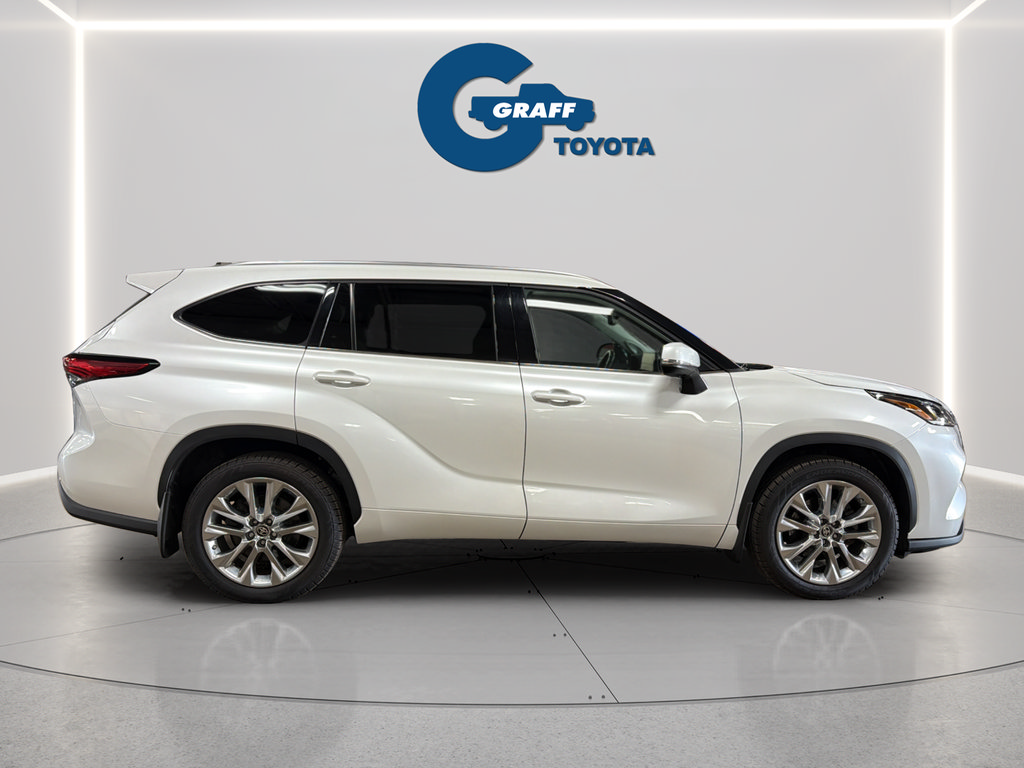 Used 2023 Toyota Highlander Limited AWD/4WD image 6