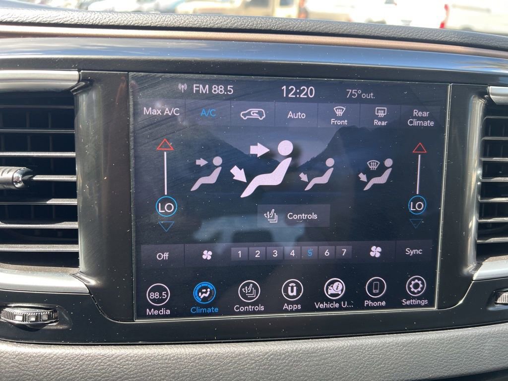 Certified 2019 Chrysler Pacifica Touring-L Plus image 51