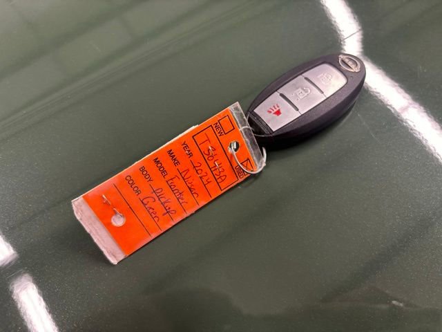 Used 2024 Nissan Frontier Pro-X RWD image 25