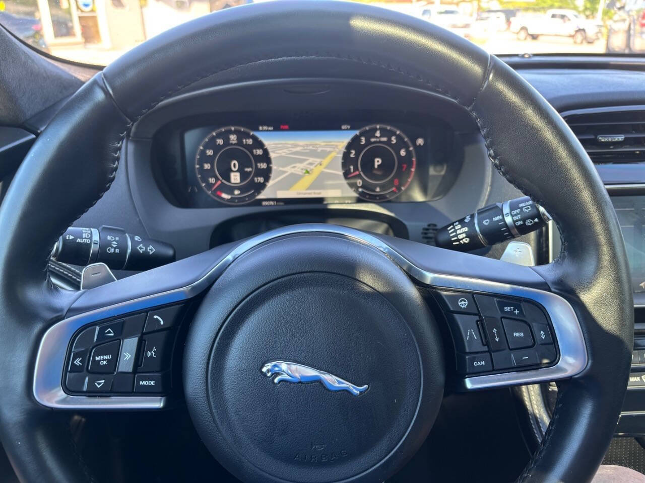 Used 2019 Jaguar F-PACE R-Sport AWD/4WD image 10