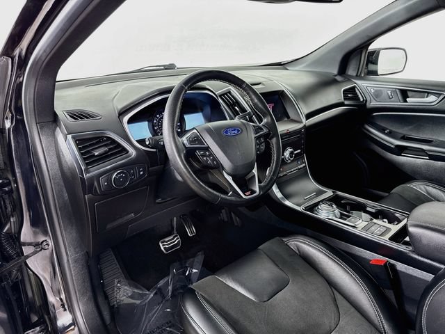 Used 2019 Ford Edge ST w/ Equipment Group 401A AWD/4WD image 9