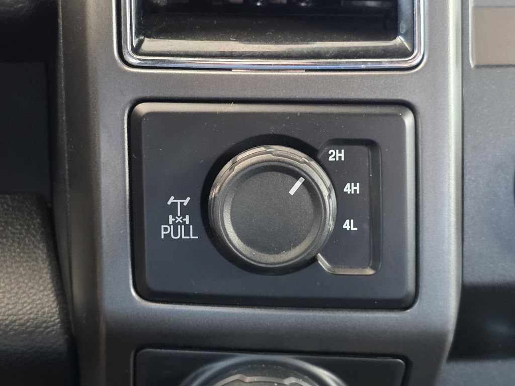 Used 2019 Ford F150 XLT w/ Equipment Group 302A Luxury AWD/4WD image 25