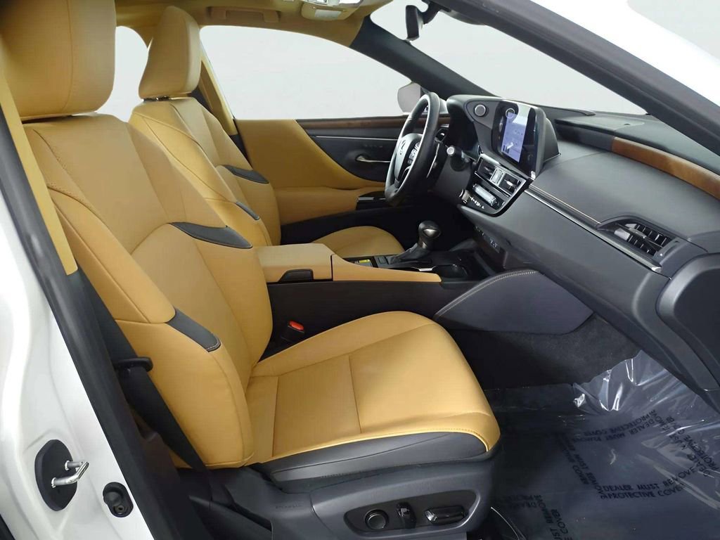 Used 2024 Lexus ES 350 w/ Premium Package image 24