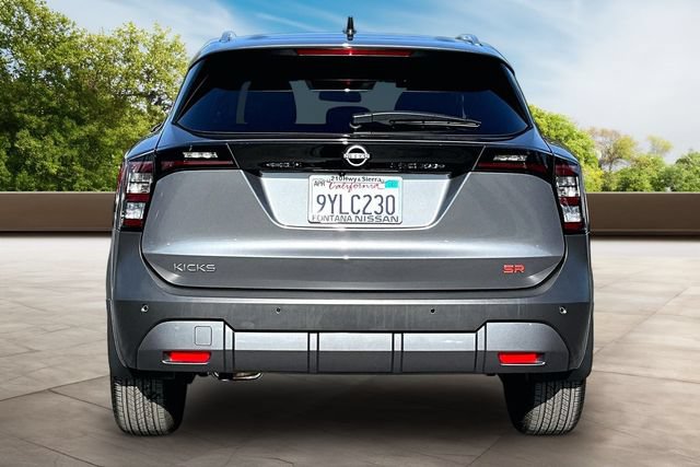 Certified 2026 Nissan Kicks SR FWD image 5