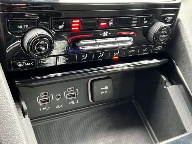 Used 2023 Jeep Grand Cherokee L Laredo image 28