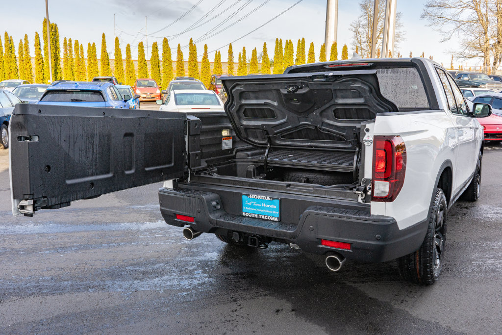 New 2026 Honda Ridgeline Black Edition image 12
