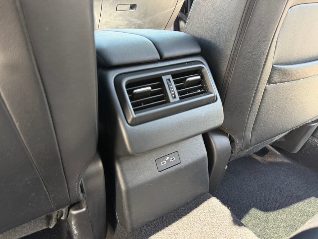 Used 2025 Toyota RAV4 XLE AWD/4WD image 28