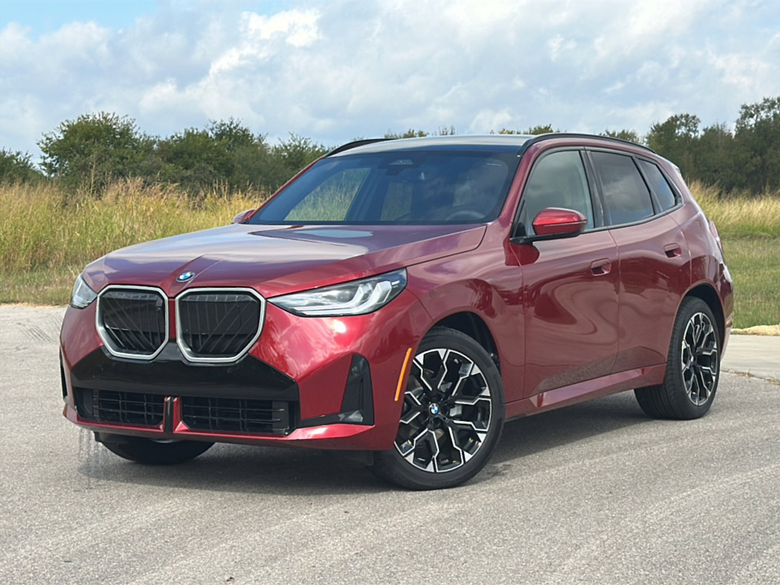 New 2026 BMW X3 xDrive30 w/ Premium Package image 2