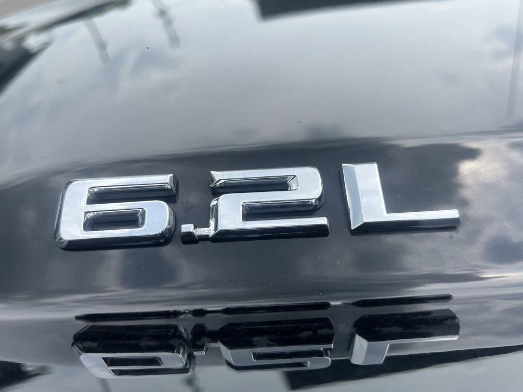 Used 2022 Chevrolet Silverado 1500 High Country w/ High Country Premium Package image 7