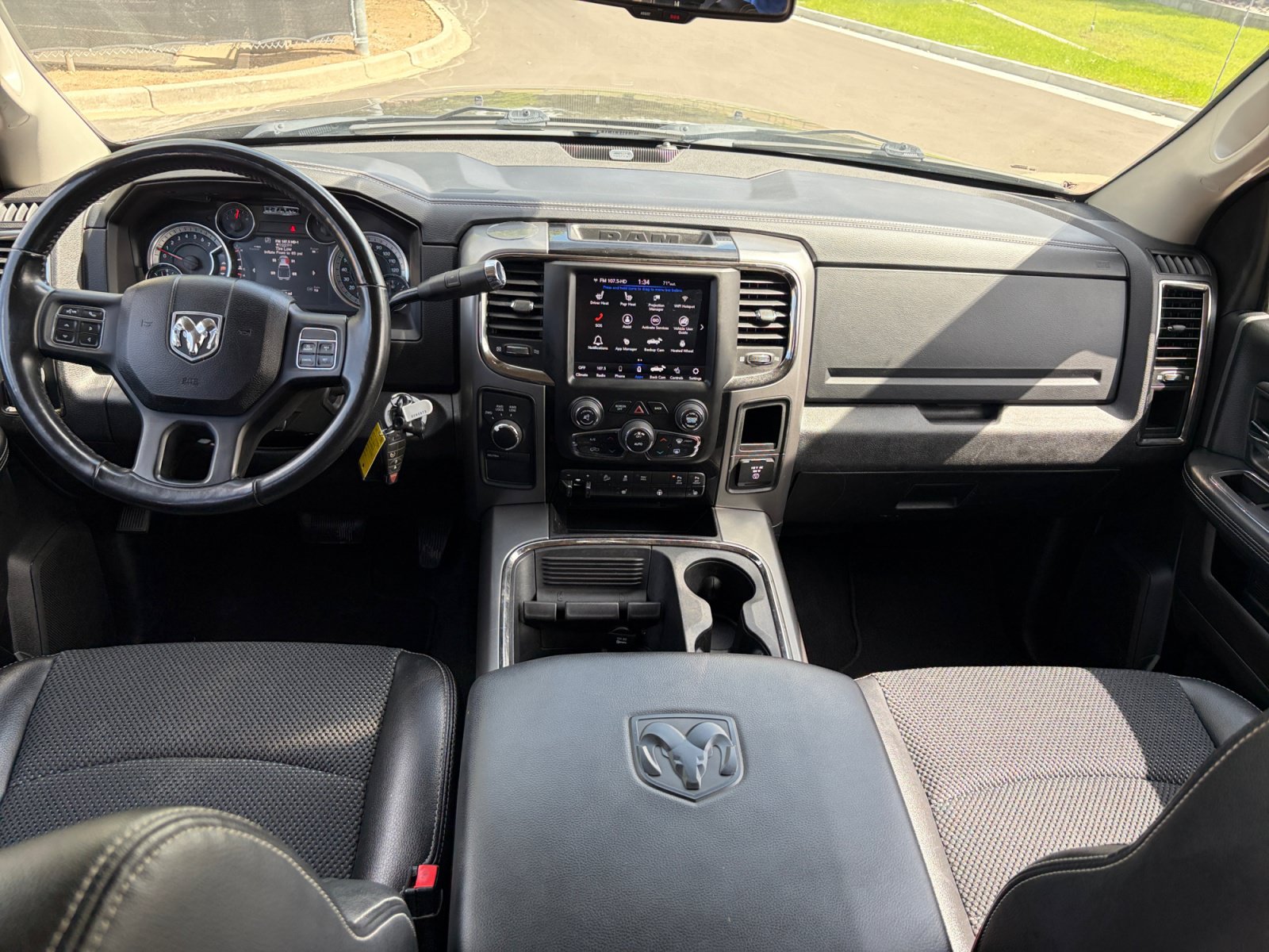 Used 2018 RAM 2500 Big Horn w/ Sport Appearance Group AWD/4WD image 28