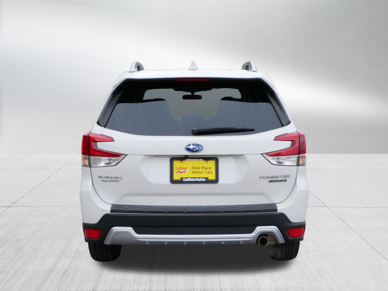 Used 2022 Subaru Forester Touring image 6