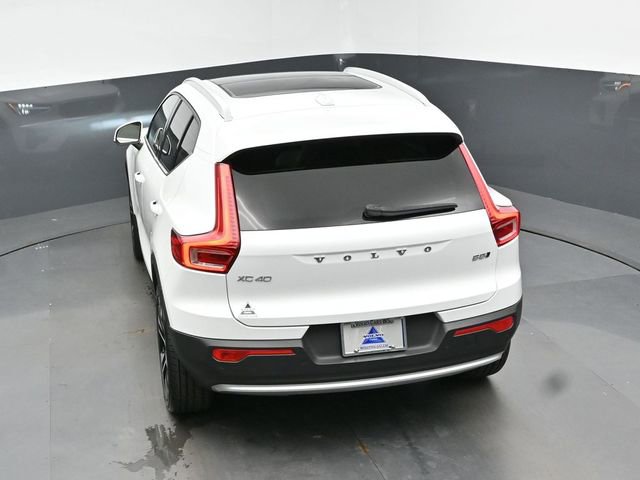Used 2024 Volvo XC40 B5 Plus w/ Protection Package Premier AWD/4WD image 45