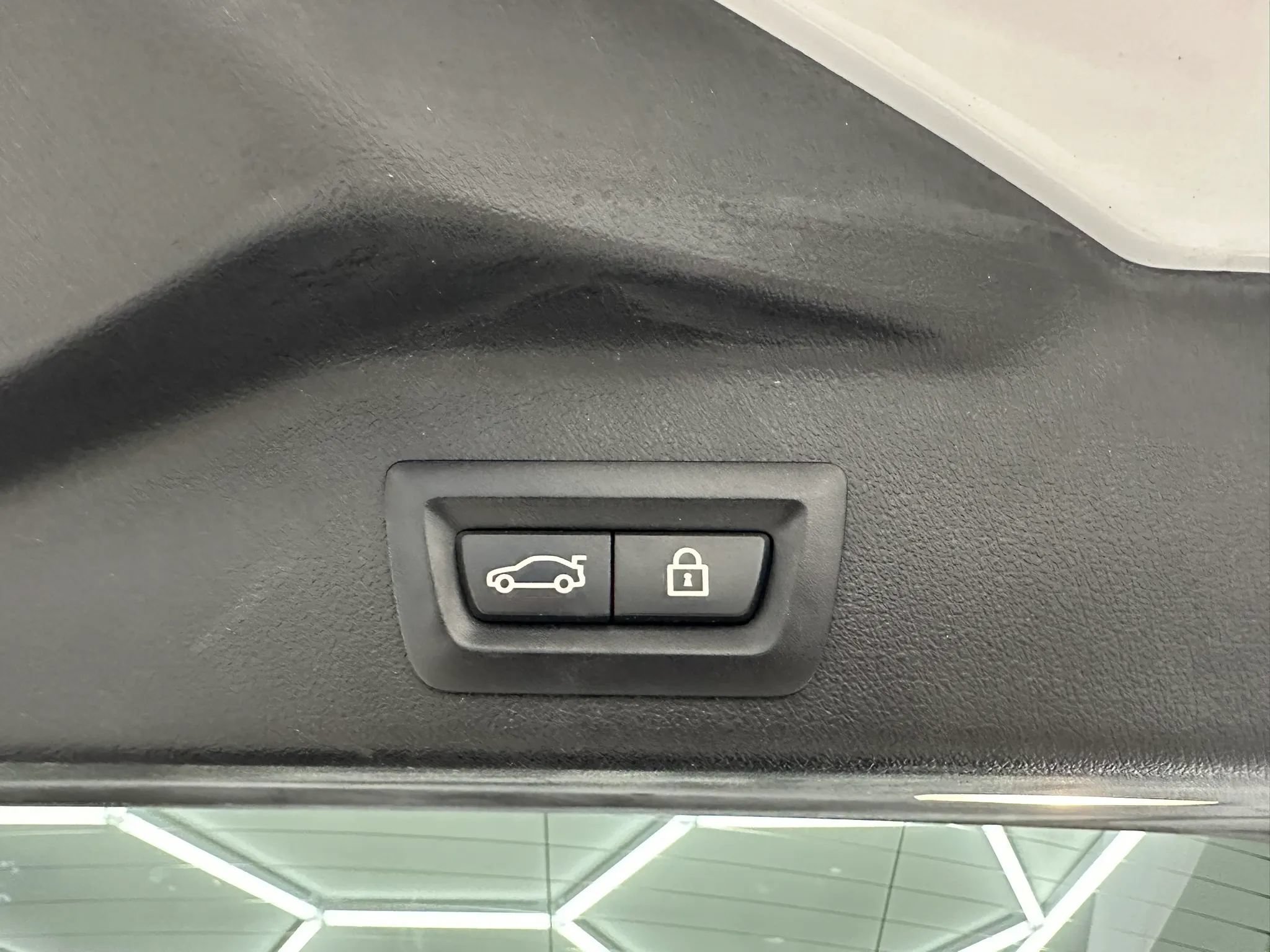 Used 2019 BMW X5 xDrive40i w/ Convenience Package AWD/4WD image 8