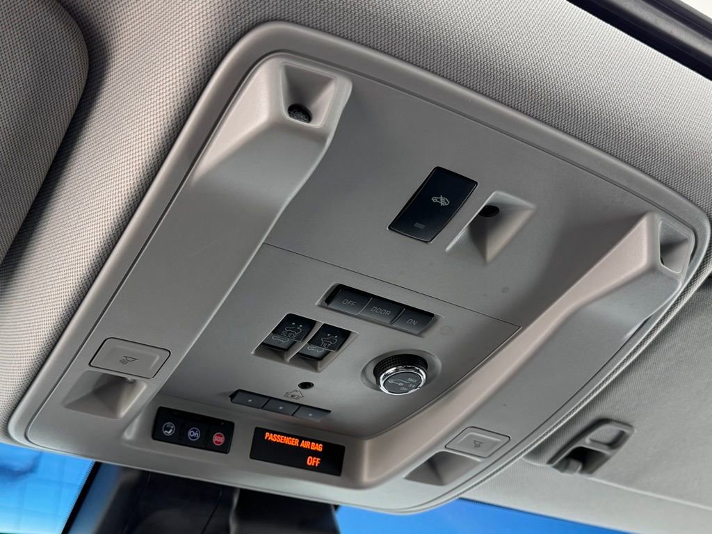 Used 2018 Cadillac Escalade ESV Premium Luxury image 51