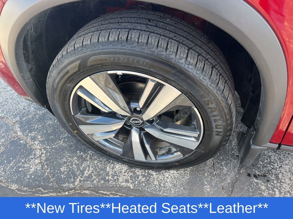 Used 2023 Nissan Rogue SL w/ SL Premium Package image 34