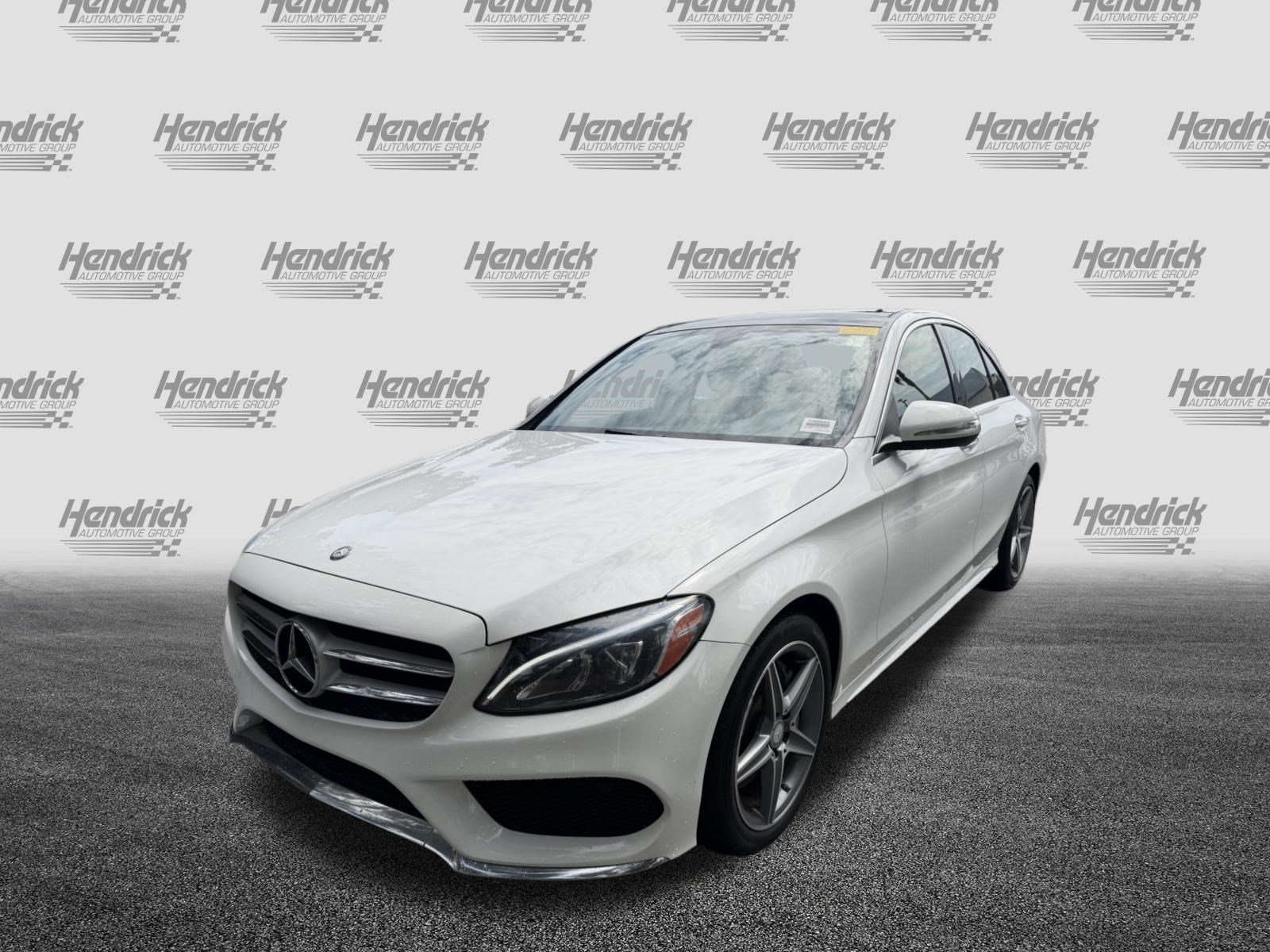 Used 2015 Mercedes-Benz C 300 4MATIC Sedan image 5