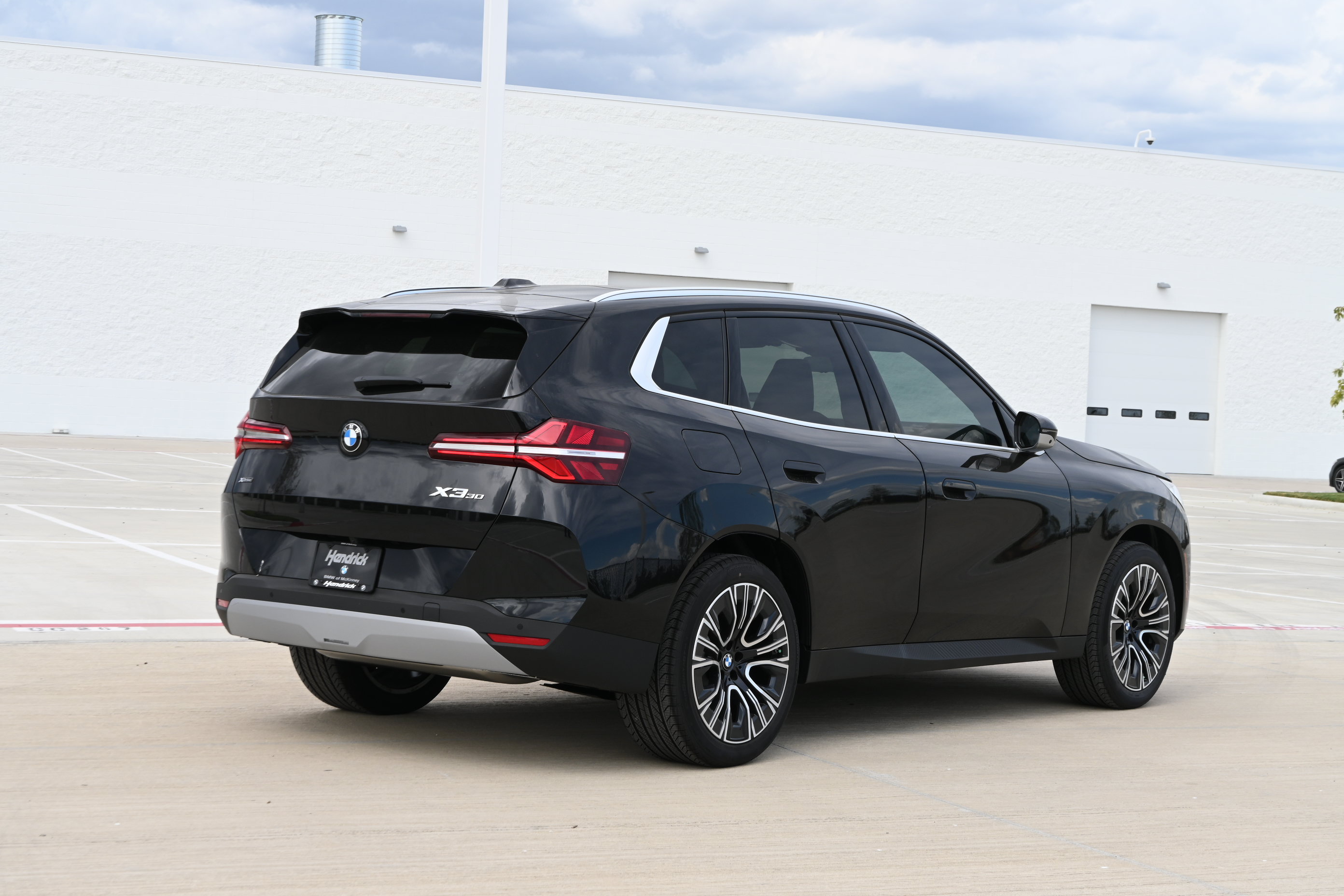 New 2026 BMW X3 xDrive30i w/ Premium Package AWD/4WD image 8