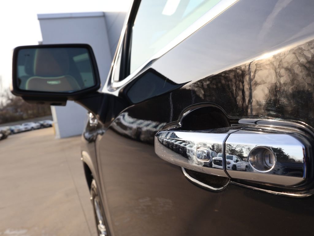 Certified 2024 GMC Sierra 1500 Denali Ultimate image 11