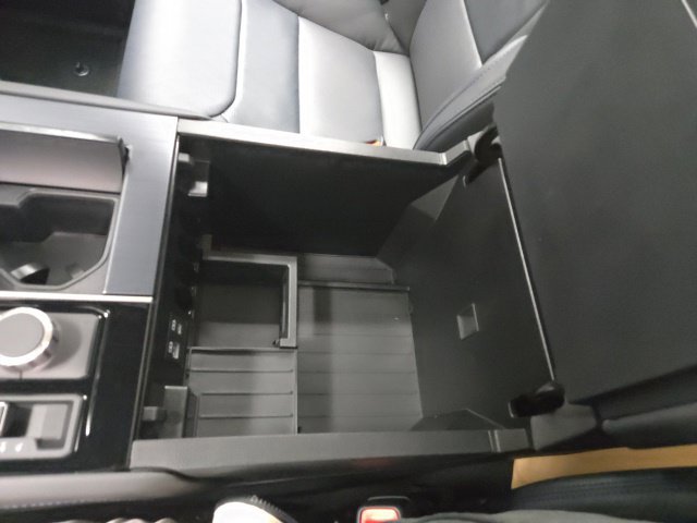 New 2026 Toyota Tundra Platinum AWD/4WD image 32