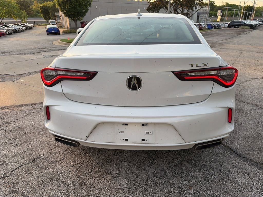 Used 2023 Acura TLX FWD image 6