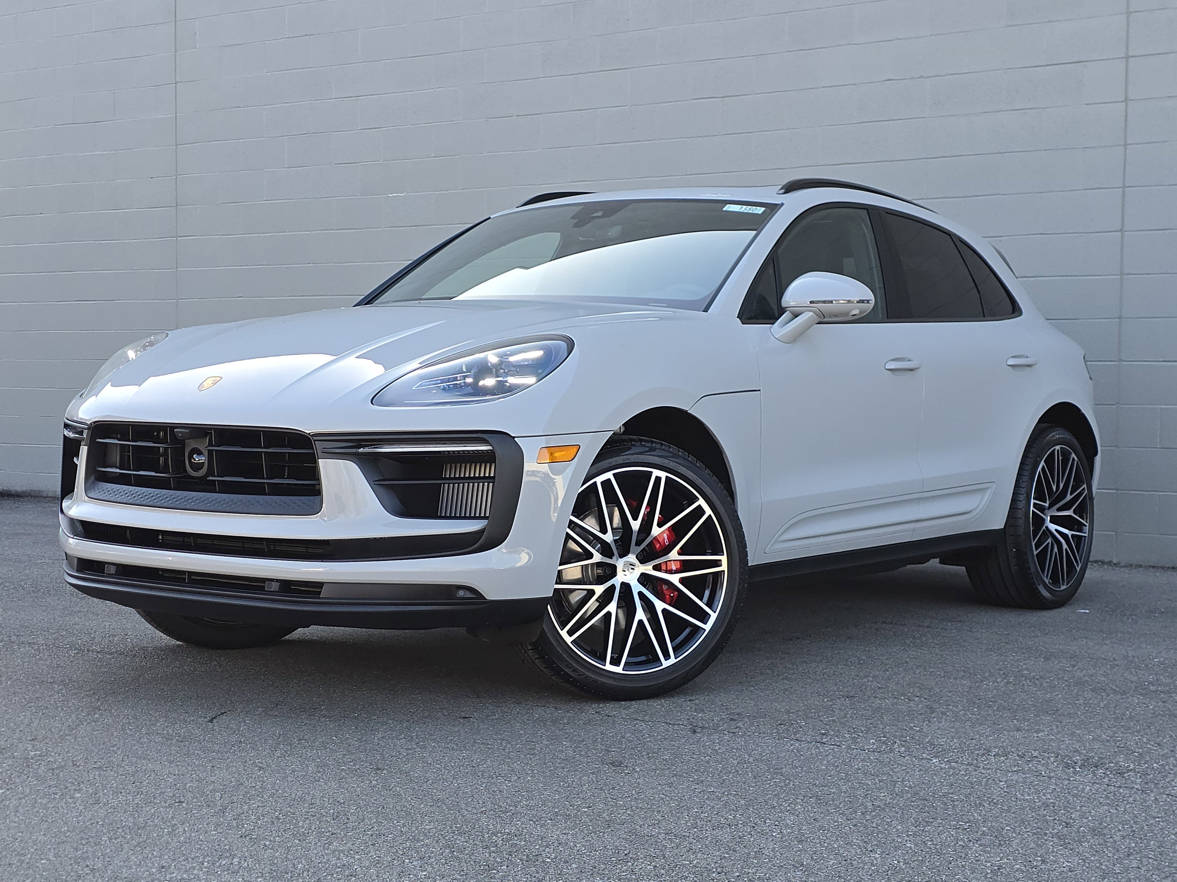 New 2026 Porsche Macan S image 1